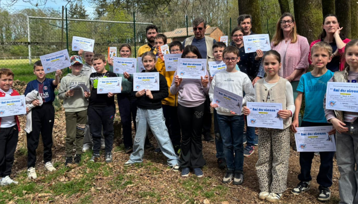 Un diplôme “Ami des oiseaux” pour les enfants de Treffrin